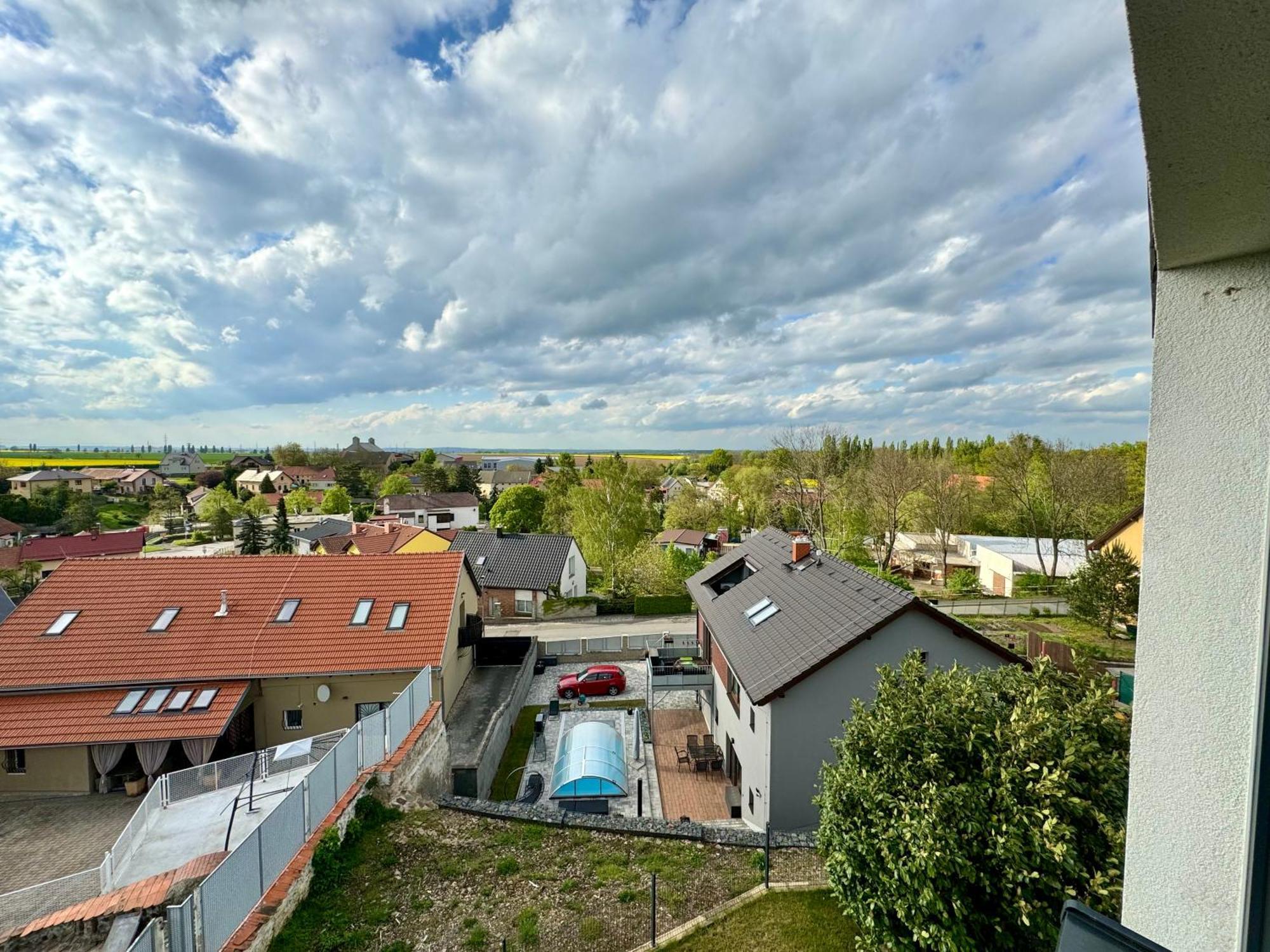Byt Apartman 74M2 Vyhled Klid Priroda Praga Zewnętrze zdjęcie